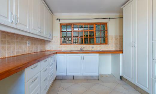 3 Bedroom Property for Sale in Golden Acre Western Cape
